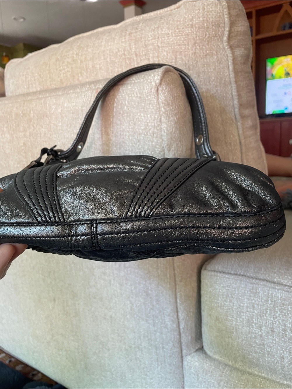 Stuart Weitzman Metallic Black Quilted Shoulder Bag Authentic - Picture 5 of 12